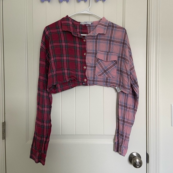 Adika women’s cropped multi-colored plaid‎ top — large - Picture 1 of 8